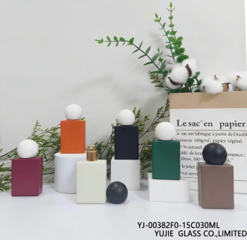 spray color bottle