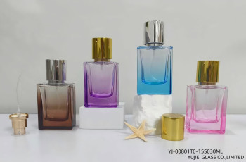 spray color bottle